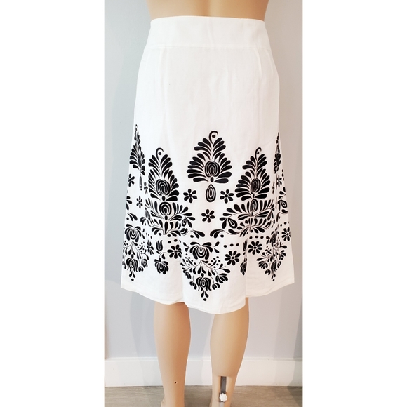 Loft White Black Embroidered Linen Skirt  Size 8 - Picture 4 of 8